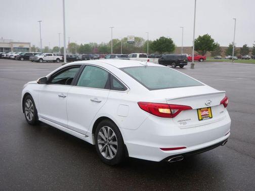Quartz White Pearl 2017 Hyundai SONATA Limited