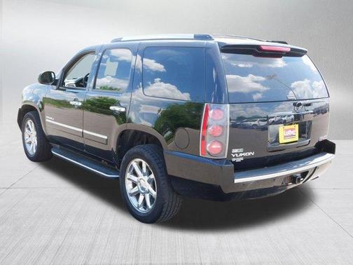 2011 GMC Yukon Denali