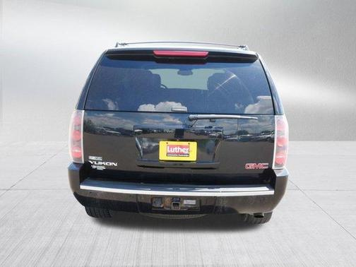 2011 GMC Yukon Denali