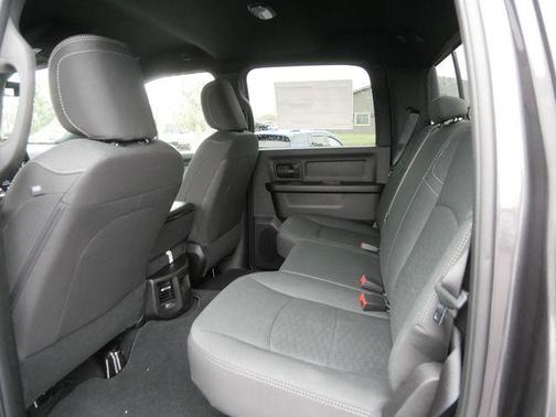 Granite Crystal Clearcoat Metallic 2026 RAM 2500 Black Express