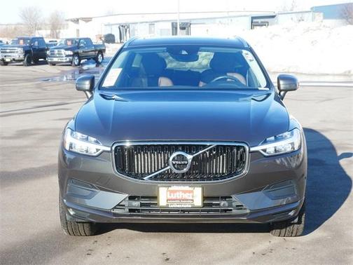 2019 Volvo XC60 T5 Momentum