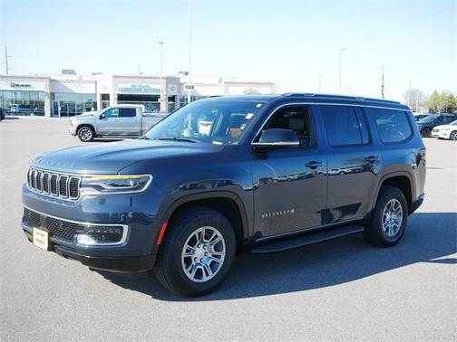 2024 Jeep Wagoneer Base