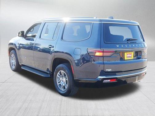 2024 Jeep Wagoneer Base