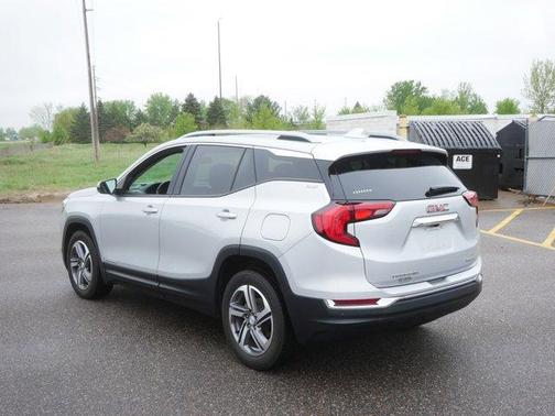Quicksilver Metallic 2021 GMC Terrain SLT