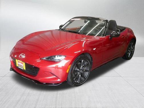 Soul Red 2016 Mazda MX-5 Miata Club