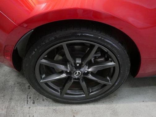 Soul Red 2016 Mazda MX-5 Miata Club