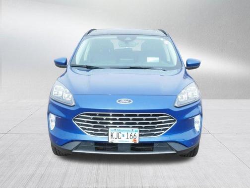 2022 Ford Escape Titanium Hybrid