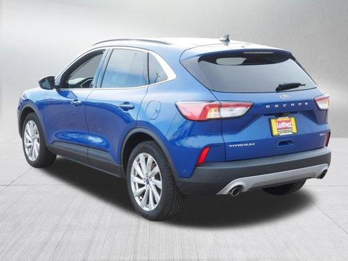 2022 Ford Escape Titanium Hybrid