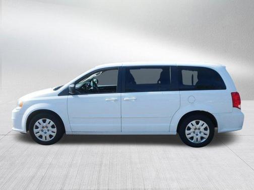 White Knuckle Clearcoat 2017 Dodge Grand Caravan SE