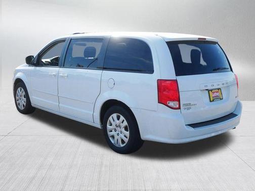 White Knuckle Clearcoat 2017 Dodge Grand Caravan SE