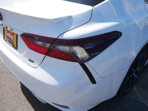 Super White 2021 Toyota Camry SE Nightshade