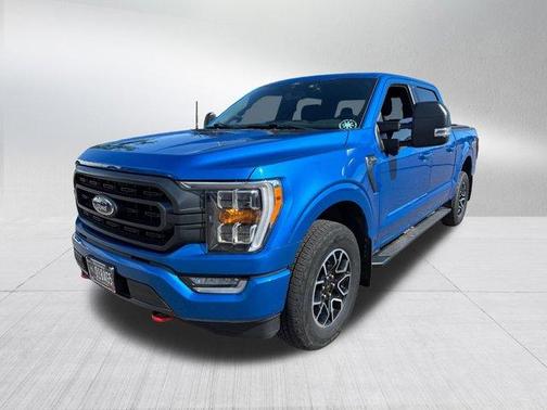 Velocity Blue Metallic 2021 Ford F-150 XLT