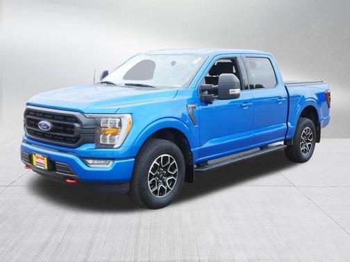 Velocity Blue Metallic 2021 Ford F-150 XLT