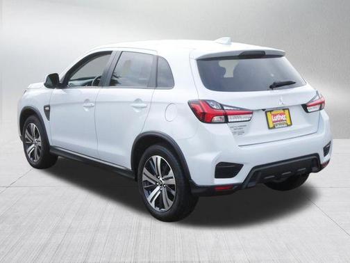 White Diamond 2025 Mitsubishi Outlander Sport ES