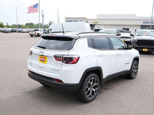 Bright White Clearcoat 2026 Jeep Compass Limited