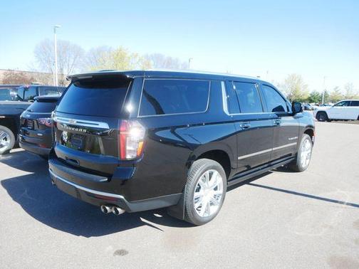 Black 2024 Chevrolet Suburban High Country