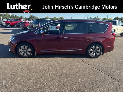 2018 Chrysler Pacifica Hybrid Limited