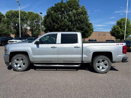 Silver Ice Metallic 2018 Chevrolet Silverado 1500 1LT