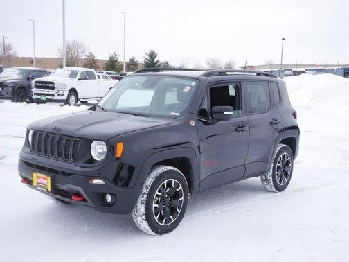 2023 Jeep Renegade Trailhawk