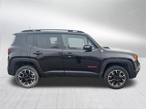 2023 Jeep Renegade Trailhawk