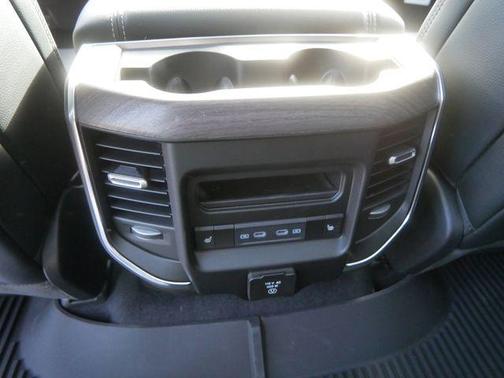 Granite Crystal Clearcoat Metallic 2026 RAM 1500 Laramie