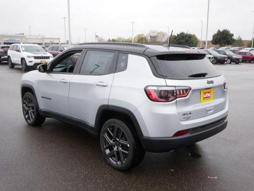 Silver Zynith 2026 Jeep Compass Limited Altitude
