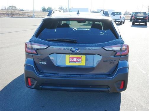 Magnetite Gray Metallic 2022 Subaru Outback Onyx Edition XT
