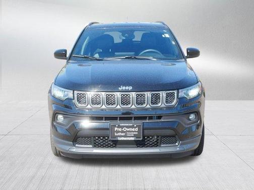 Diamond Black 2024 Jeep Compass Latitude