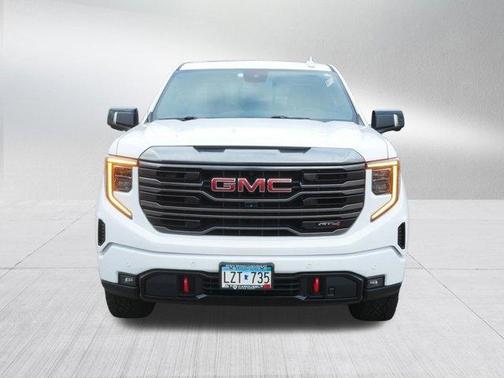 Summit White 2022 GMC Sierra 1500 AT4