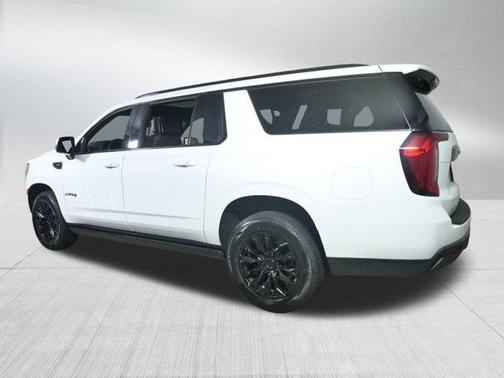 2021 GMC Yukon XL AT4