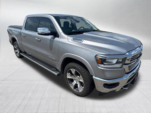 Billet Silver Metallic Clearcoat 2019 RAM 1500 Laramie