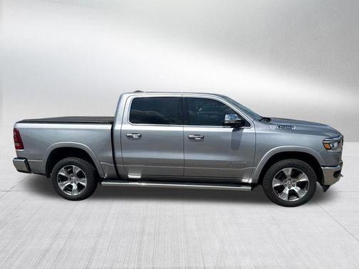 Billet Silver Metallic Clearcoat 2019 RAM 1500 Laramie
