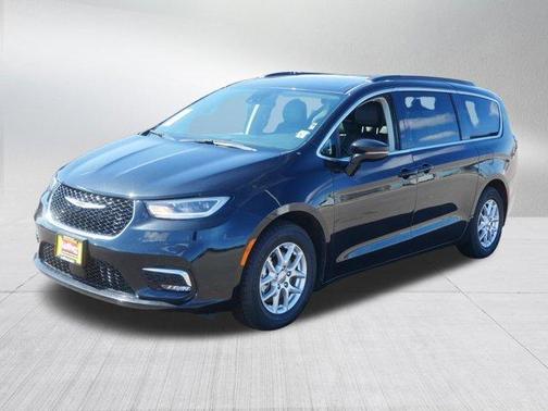 2022 Chrysler Pacifica Touring-L