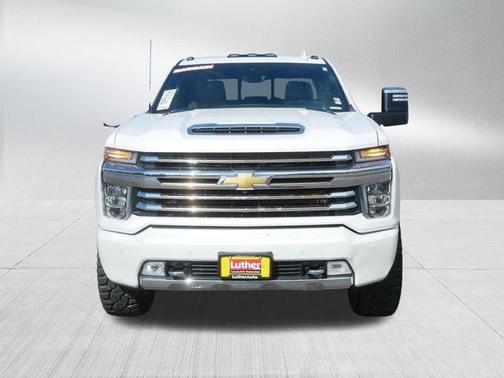 Iridescent Pearl Tricoat 2022 Chevrolet Silverado 3500 High Country