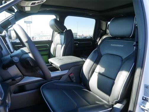 Bright White Clearcoat 2026 RAM 1500 Laramie