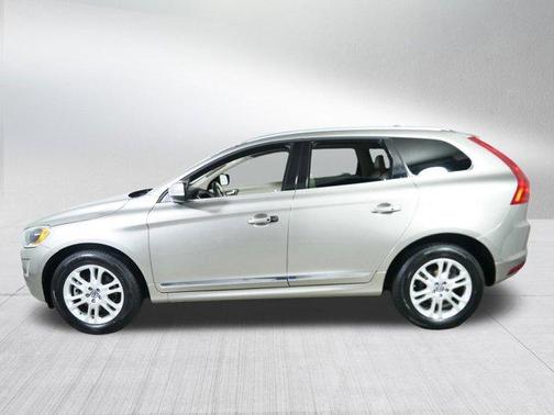 2016 Volvo XC60 T5 Platinum