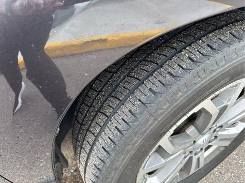 Iridium Metallic 2016 GMC Acadia SLT-1