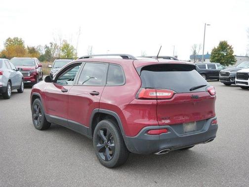 2016 Jeep Cherokee Altitude