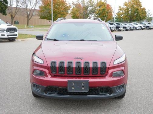 2016 Jeep Cherokee Altitude