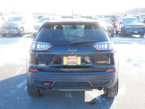 2020 Jeep Cherokee Trailhawk