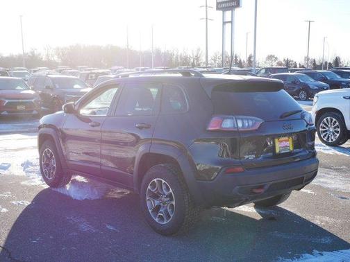 2020 Jeep Cherokee Trailhawk