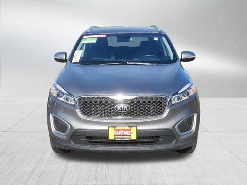 Titanium Silver 2017 Kia Sorento LX
