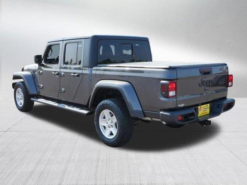 2022 Jeep Gladiator Sport