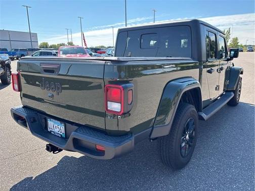 2023 Jeep Gladiator Sport