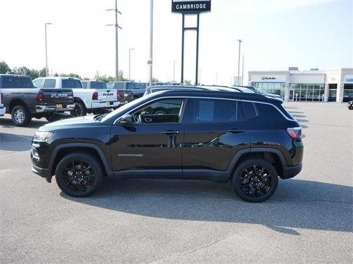 2022 Jeep Compass Latitude Lux