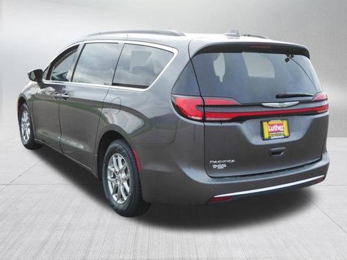 Granite Crystal Clearcoat Metallic 2021 Chrysler Pacifica Touring