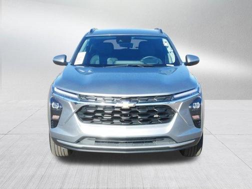 Sterling Gray Metallic 2025 Chevrolet Trax LT