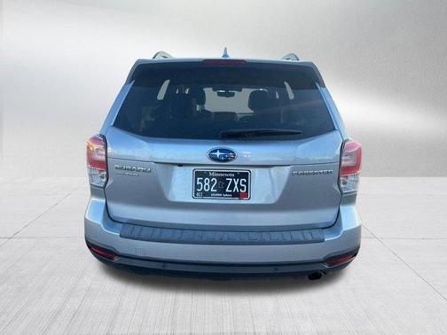 Ice Silver Metallic 2018 Subaru Forester 2.5i Limited