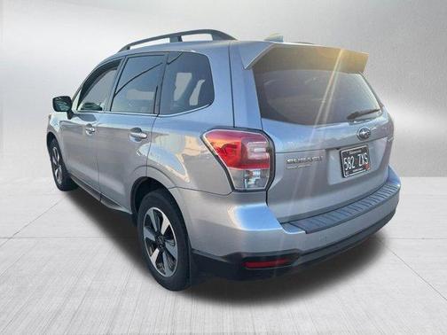 Ice Silver Metallic 2018 Subaru Forester 2.5i Limited