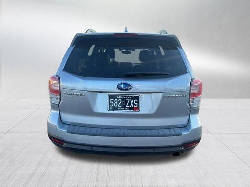 Ice Silver Metallic 2018 Subaru Forester 2.5i Limited